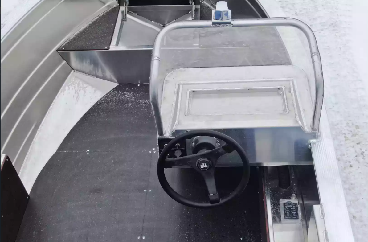 Алюминиевый катер Неман-400 С в Нижнем Новгороде