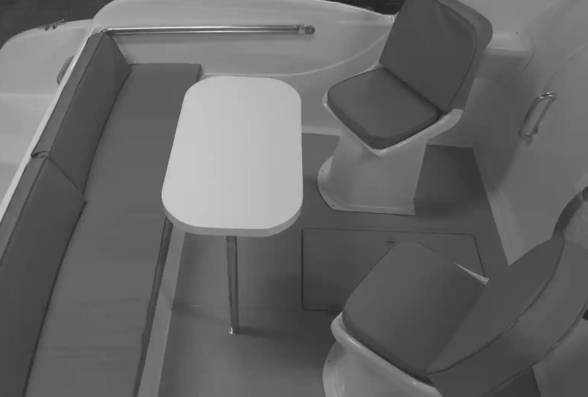 Стеклопластиковый катер Neman-550 с каютой в Нижнем Новгороде