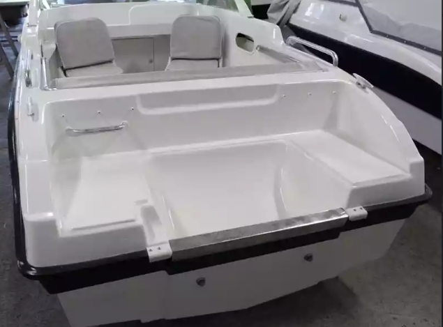 Стеклопластиковый катер Neman-500 Р в Нижнем Новгороде