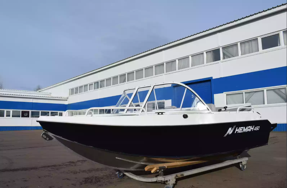 Алюминиевый катер Неман-450 в Нижнем Новгороде
