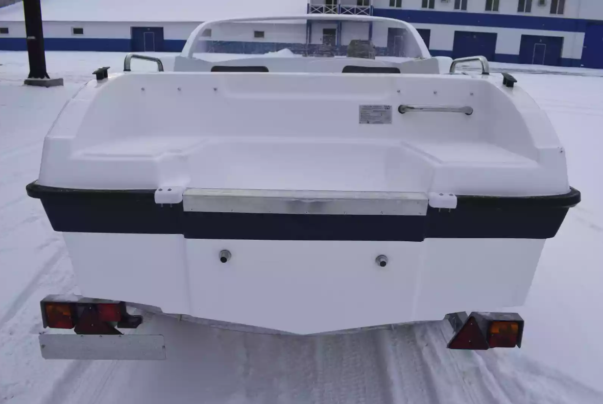 Стеклопластиковый катер Neman-450 в Нижнем Новгороде