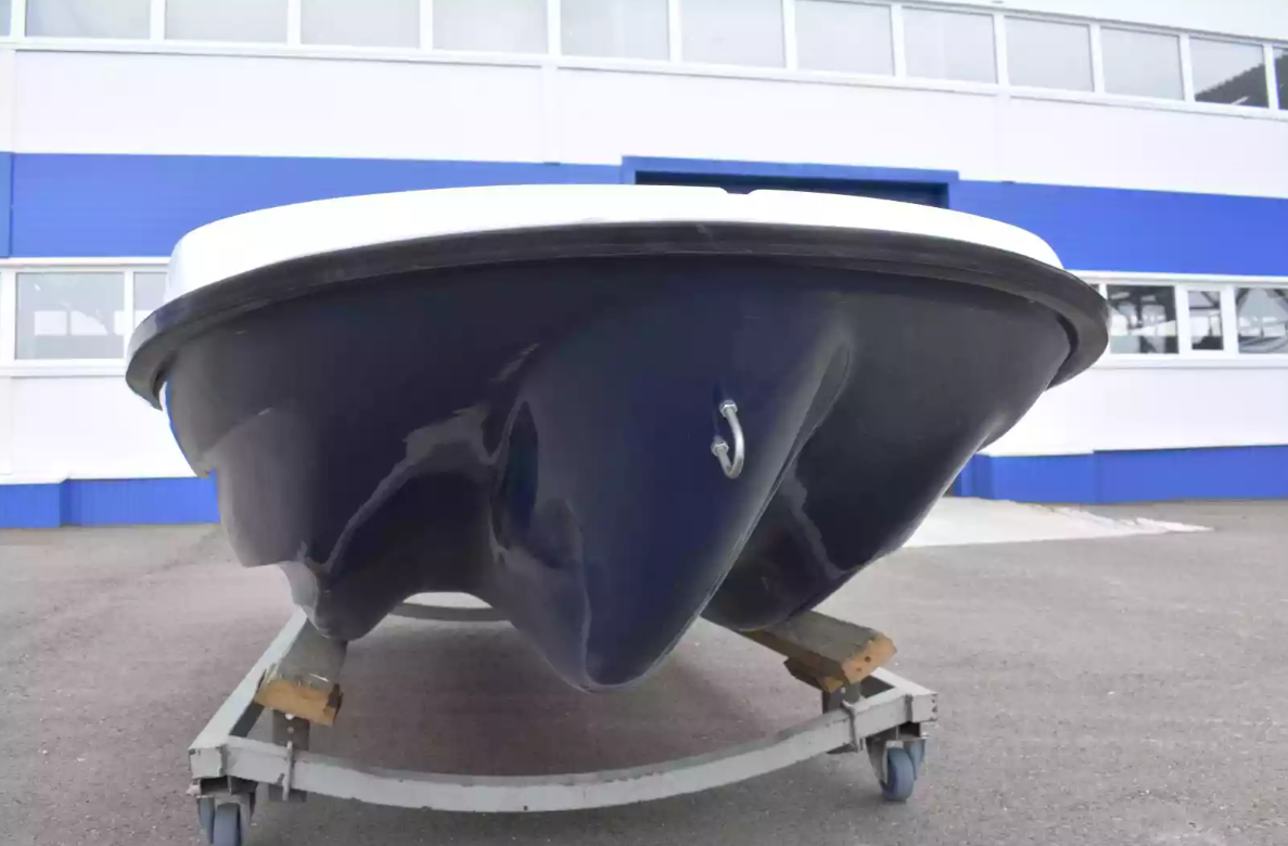 Стеклопластиковая лодка Пингвин New (тримаран) в Нижнем Новгороде