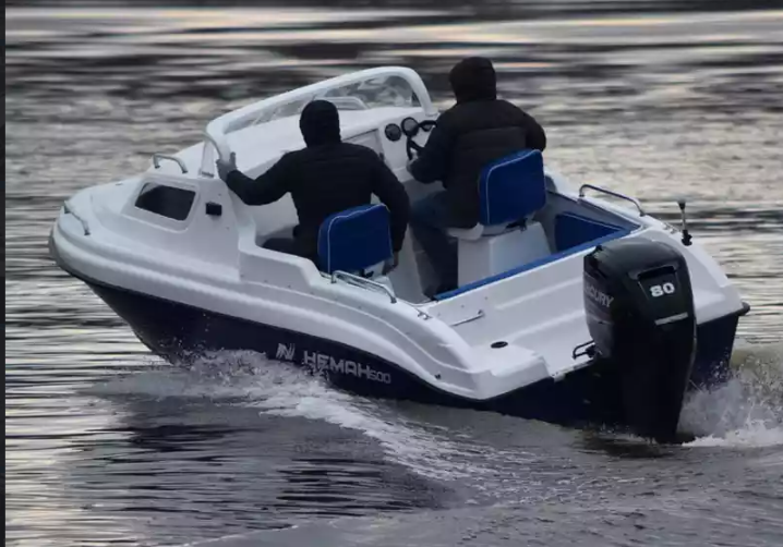 Комбинированный катер Neman-500 с каютой в Нижнем Новгороде