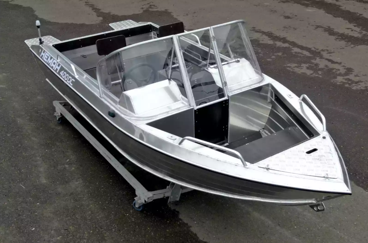 Алюминиевый катер Neman-400 DC в Нижнем Новгороде