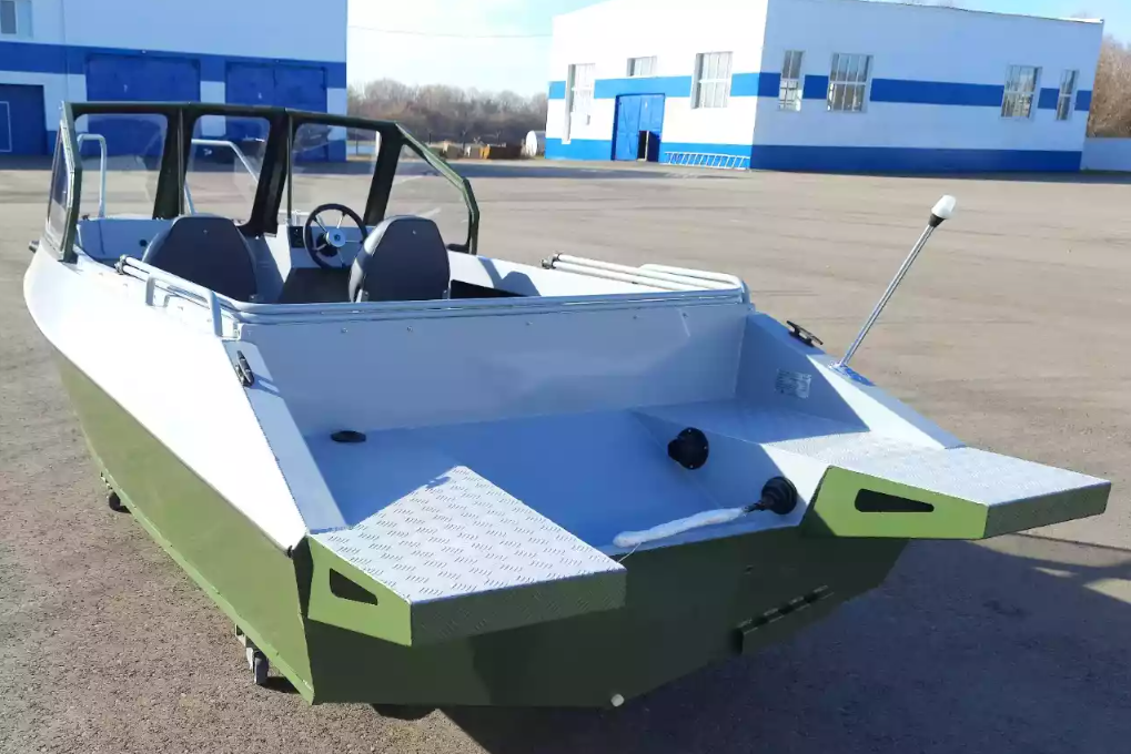 Алюминиевый катер Неман-550 DC Pro в Нижнем Новгороде