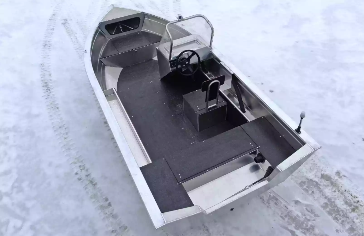 Алюминиевый катер Неман-400 С в Нижнем Новгороде