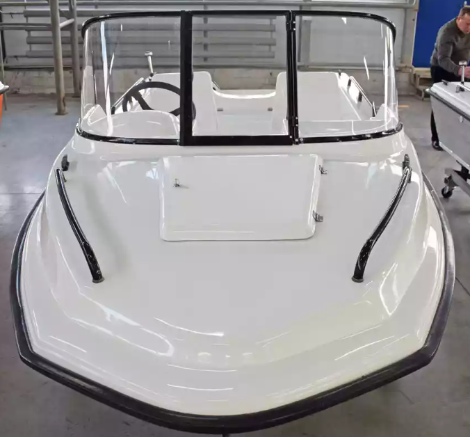 Комбинированный катер Wyatboat-430 M в Нижнем Новгороде