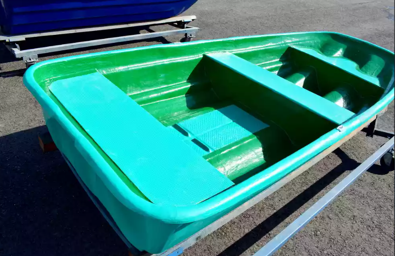 Стеклопластиковая лодка Старт (тримаран) в Нижнем Новгороде