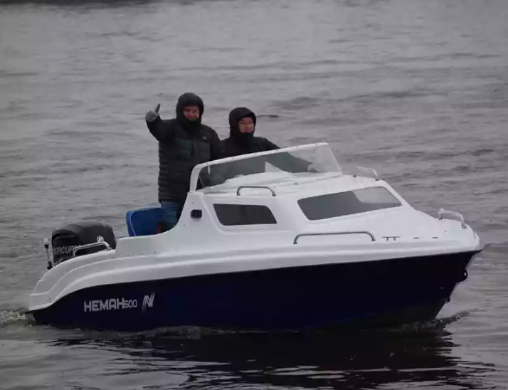 Комбинированный катер Neman-500 с каютой в Нижнем Новгороде