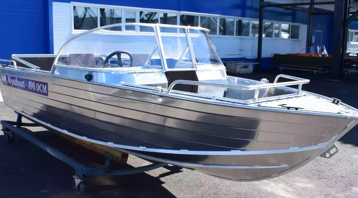 Алюминиевый катер Wyatboat-490 DCM в Нижнем Новгороде