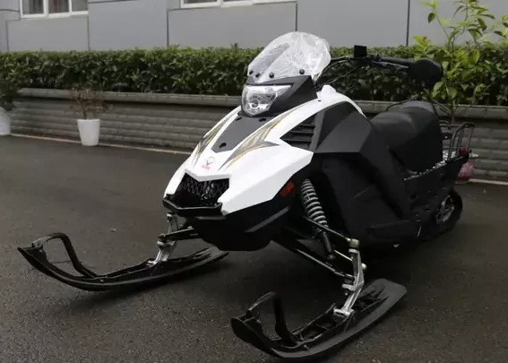 Снегоход ULAR 220 в Нижнем Новгороде