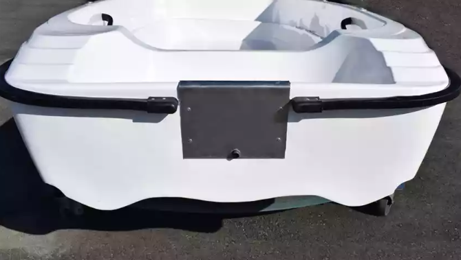 Стеклопластиковая лодка Пингвин (тримаран) в Нижнем Новгороде