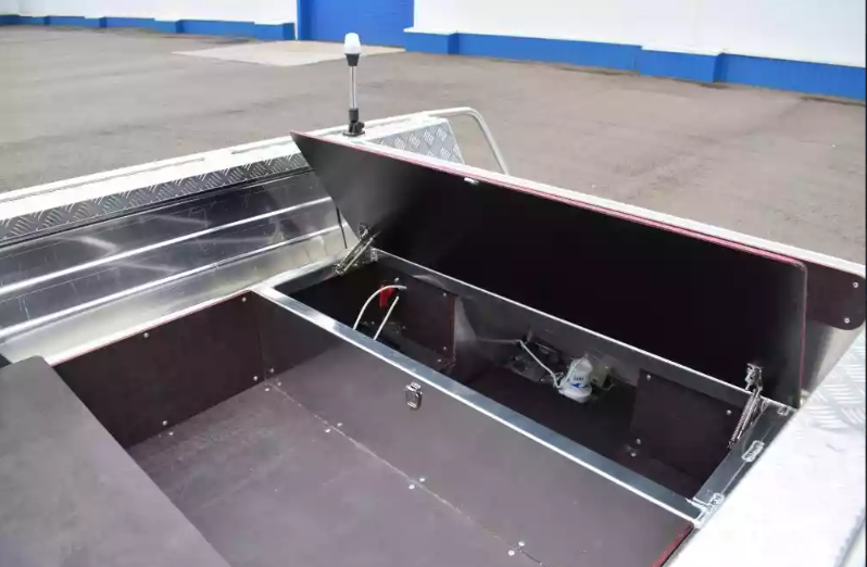 Алюминиевый катер Wyatboat-390 DCM Увеличенный борт в Нижнем Новгороде