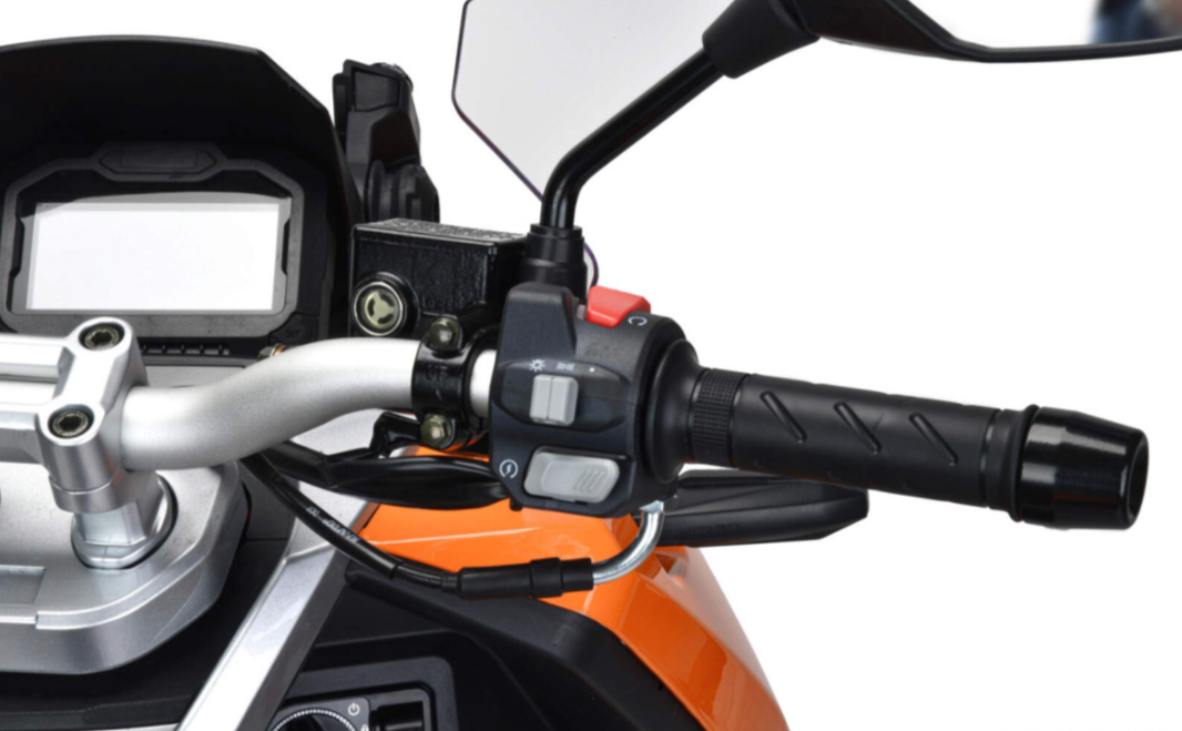 Скутер MOTOLAND (МОТОЛЕНД) T-MAX 150 в Нижнем Новгороде