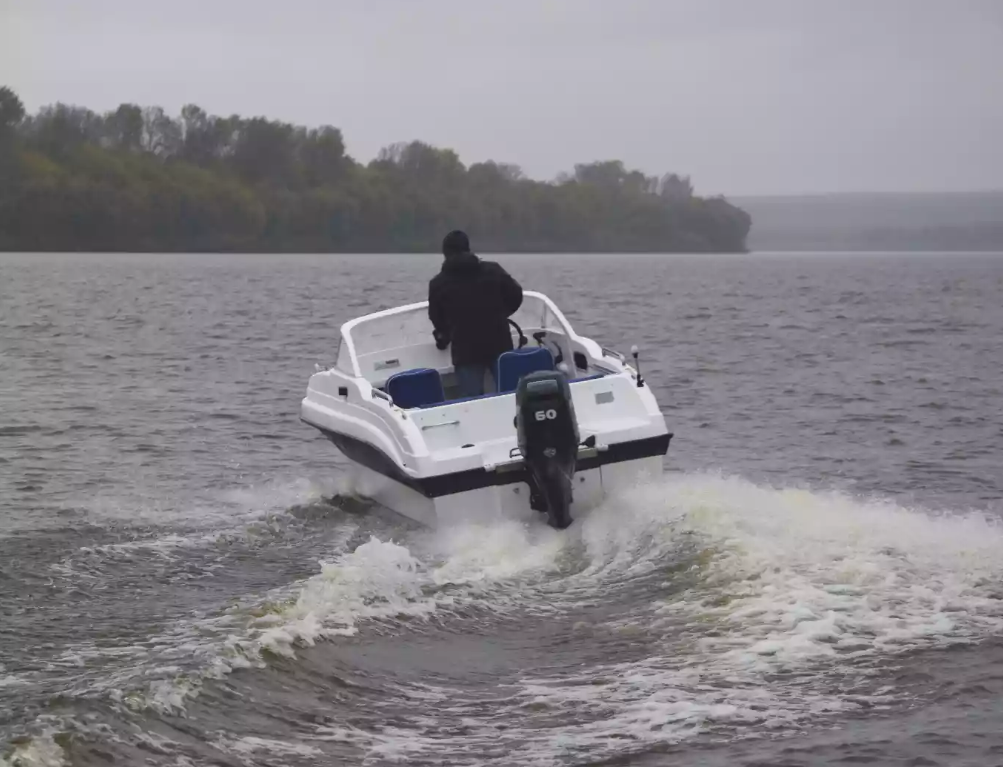 Стеклопластиковый катер Neman-500 Р в Нижнем Новгороде