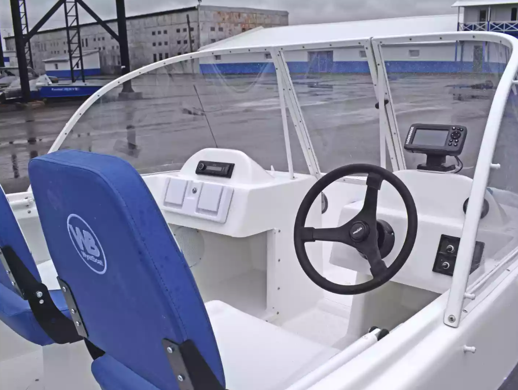 Стеклопластиковый катер Wyatboat-430DCМ (килевая) в Нижнем Новгороде