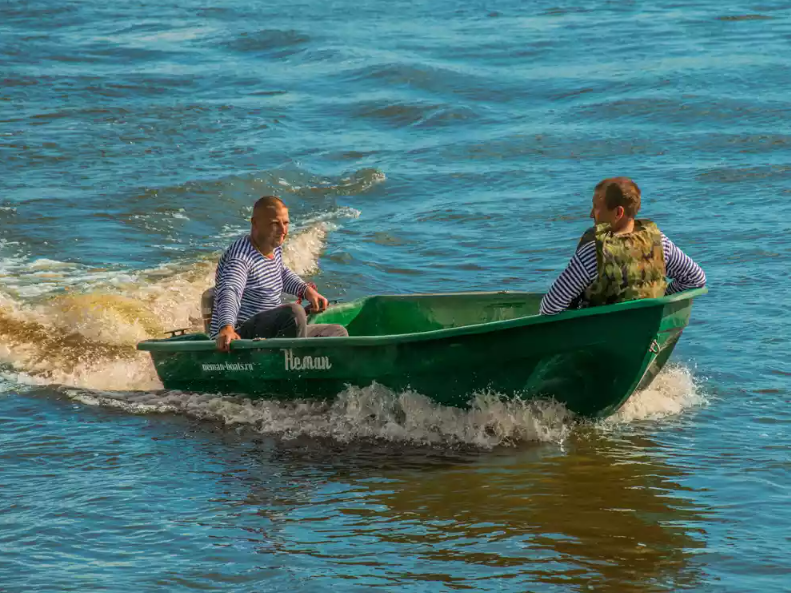 Стеклопластиковая лодка Neman-340 (тримаран) в Нижнем Новгороде