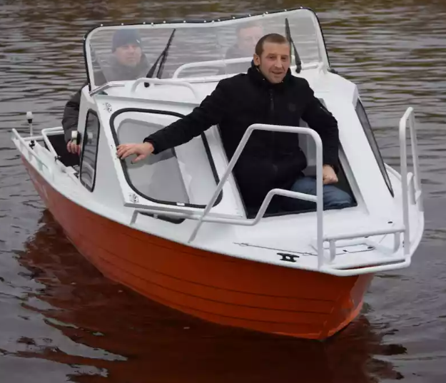 Алюминиевый катер Неман-500 (каютный) в Нижнем Новгороде