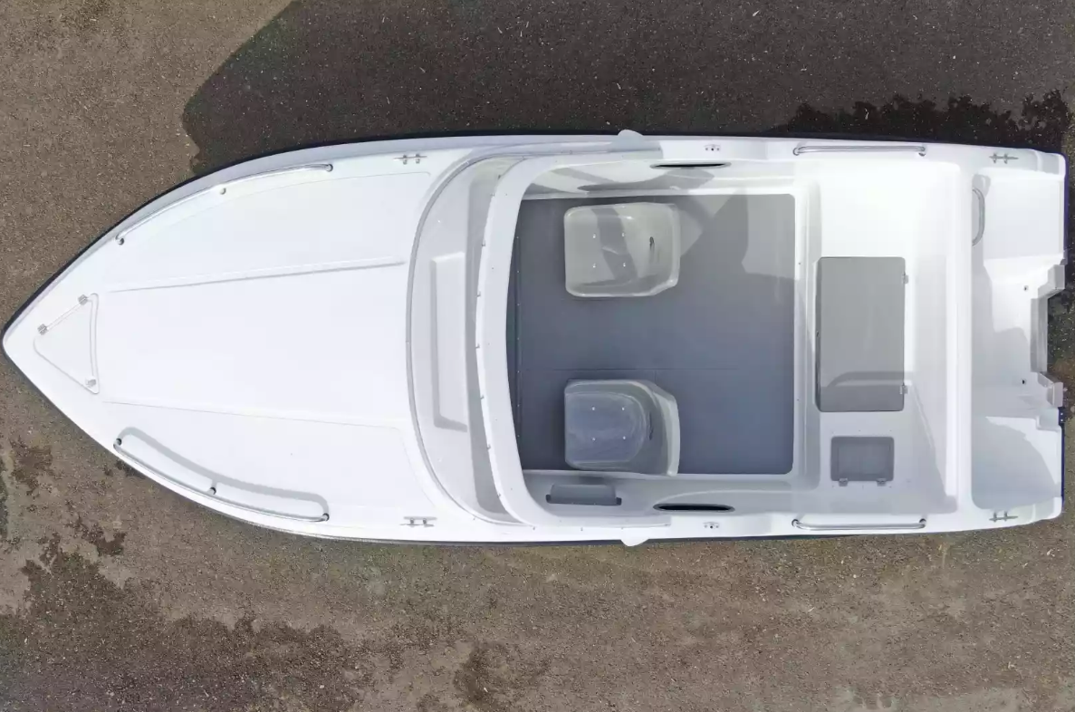 Комбинированный катер Neman-500 P в Нижнем Новгороде