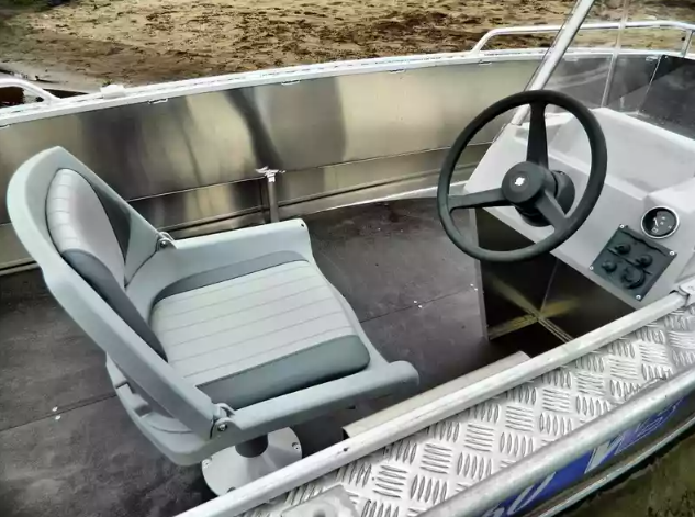 Алюминиевый катер Wyatboat-460 C в Нижнем Новгороде