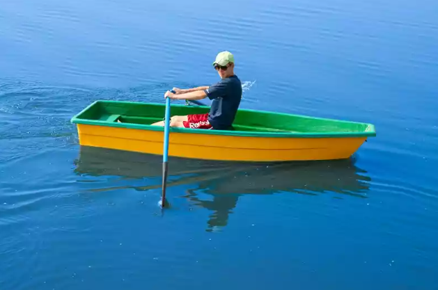 Стеклопластиковая лодка Малютка в Нижнем Новгороде