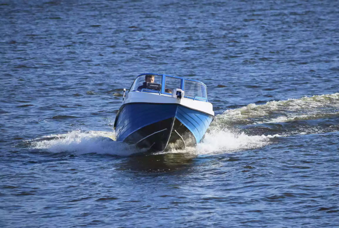 Комбинированный катер Neman-450 Open в Нижнем Новгороде