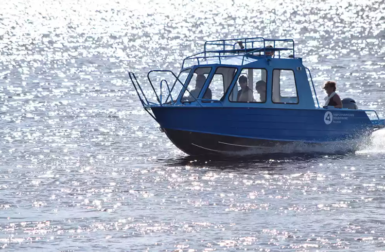 Алюминиевый катер Неман-500 (закрытая рубка) в Нижнем Новгороде