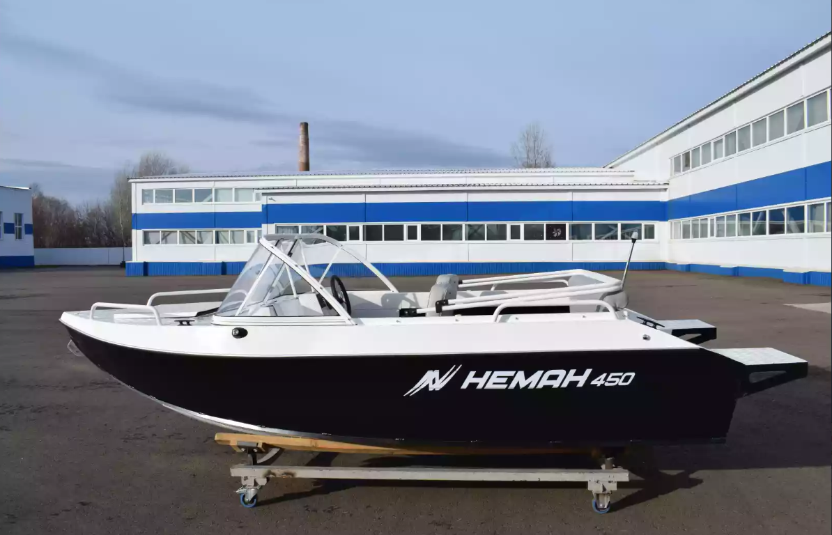 Алюминиевый катер Неман-450 в Нижнем Новгороде