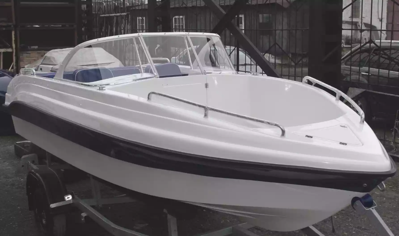 Стеклопластиковый катер Neman-500 Open в Нижнем Новгороде