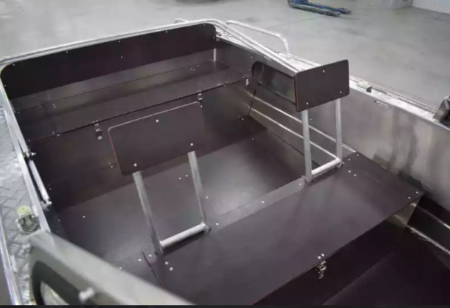 Алюминиевый катер Wyatboat-460 DCM Pro в Нижнем Новгороде