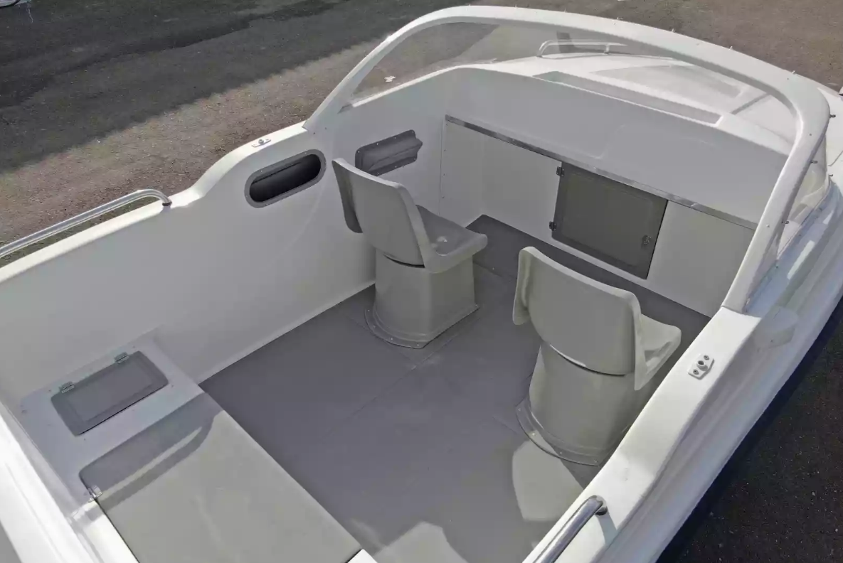 Комбинированный катер Neman-500 P в Нижнем Новгороде