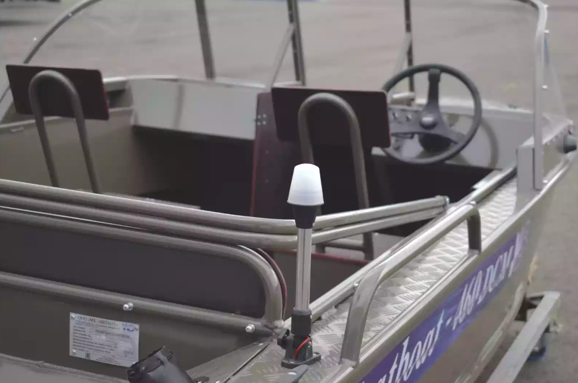 Алюминиевый катер Wyatboat-460 DCM в Нижнем Новгороде