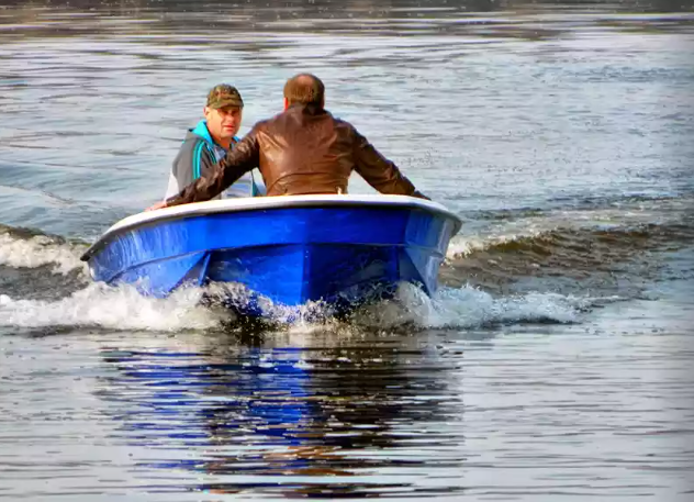 Стеклопластиковая лодка Wyatboat 430 тримаран в Нижнем Новгороде