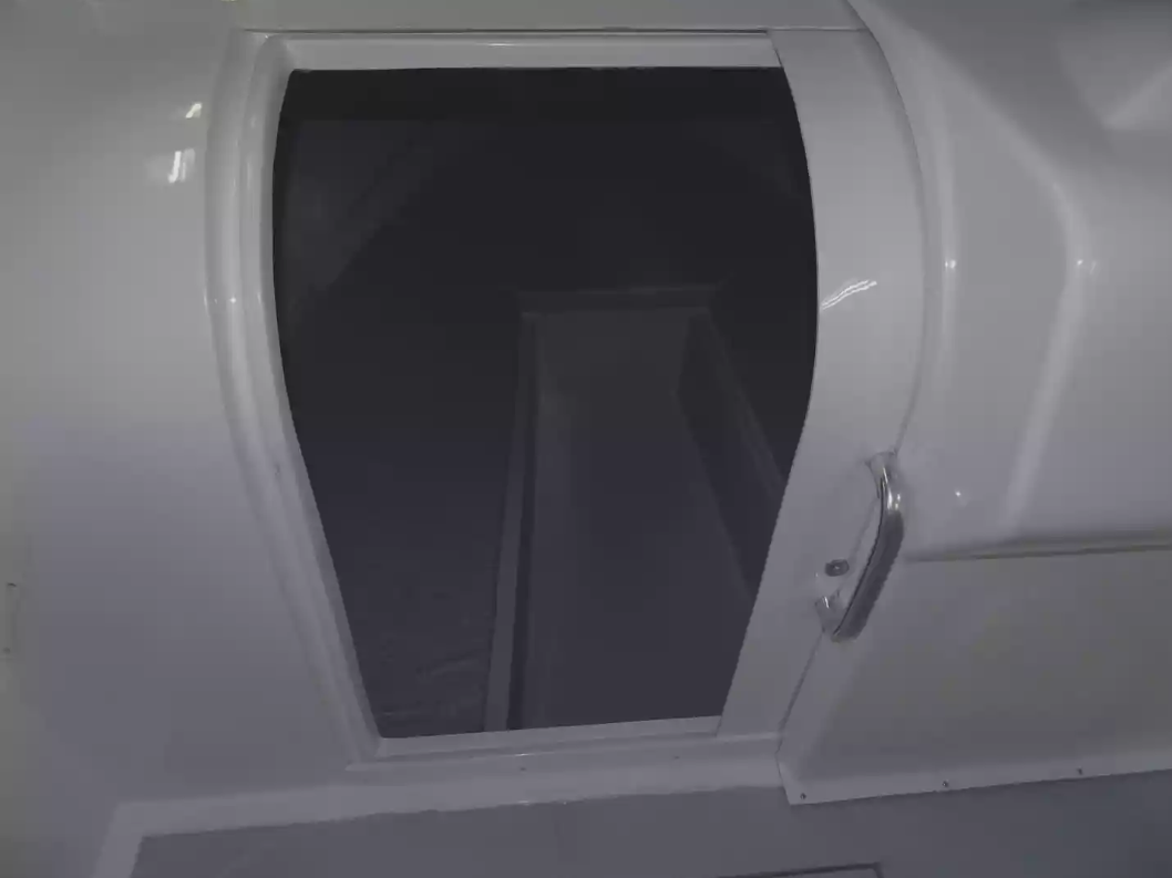 Стеклопластиковый катер Neman-550 с каютой в Нижнем Новгороде