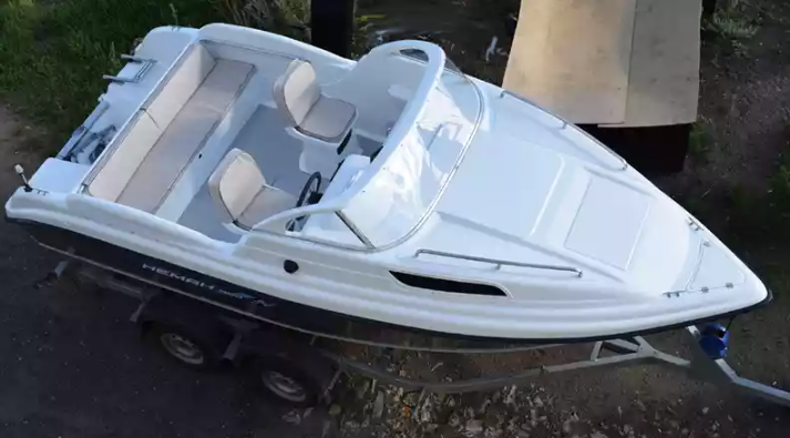 Комбинированный катер Neman-550 с каютой в Нижнем Новгороде