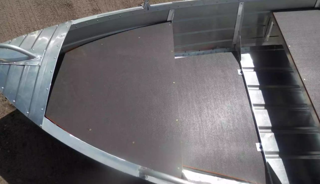 Алюминиевая лодка Вятка-Профи 32 в Нижнем Новгороде