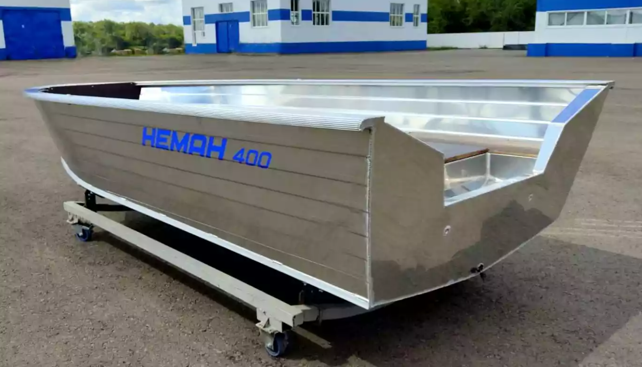 Алюминиевая лодка Неман-400 в Нижнем Новгороде