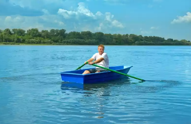 Стеклопластиковая лодка Малютка в Нижнем Новгороде