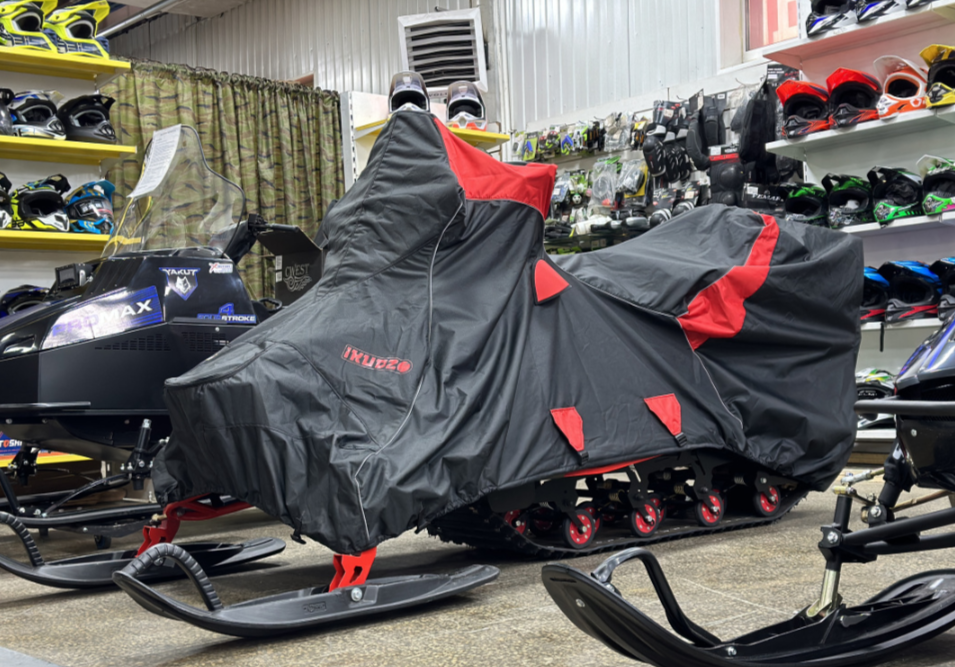 Чехол транспорт. снегохода IKUDZO HUNTER черно-красный Оксфорд ПРЕМИУМ качества с лого IKUDZO в Нижнем Новгороде