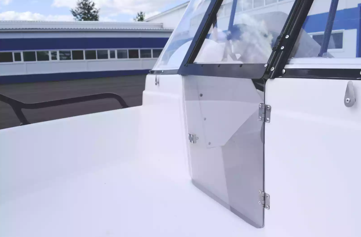 Комбинированный катер Wyatboat-430 DC в Нижнем Новгороде