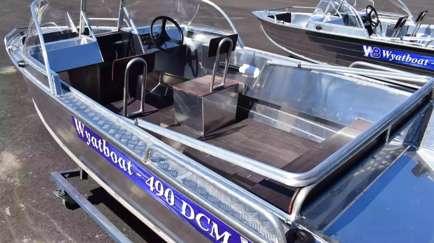 Алюминиевый катер Wyatboat-490 DCM в Нижнем Новгороде