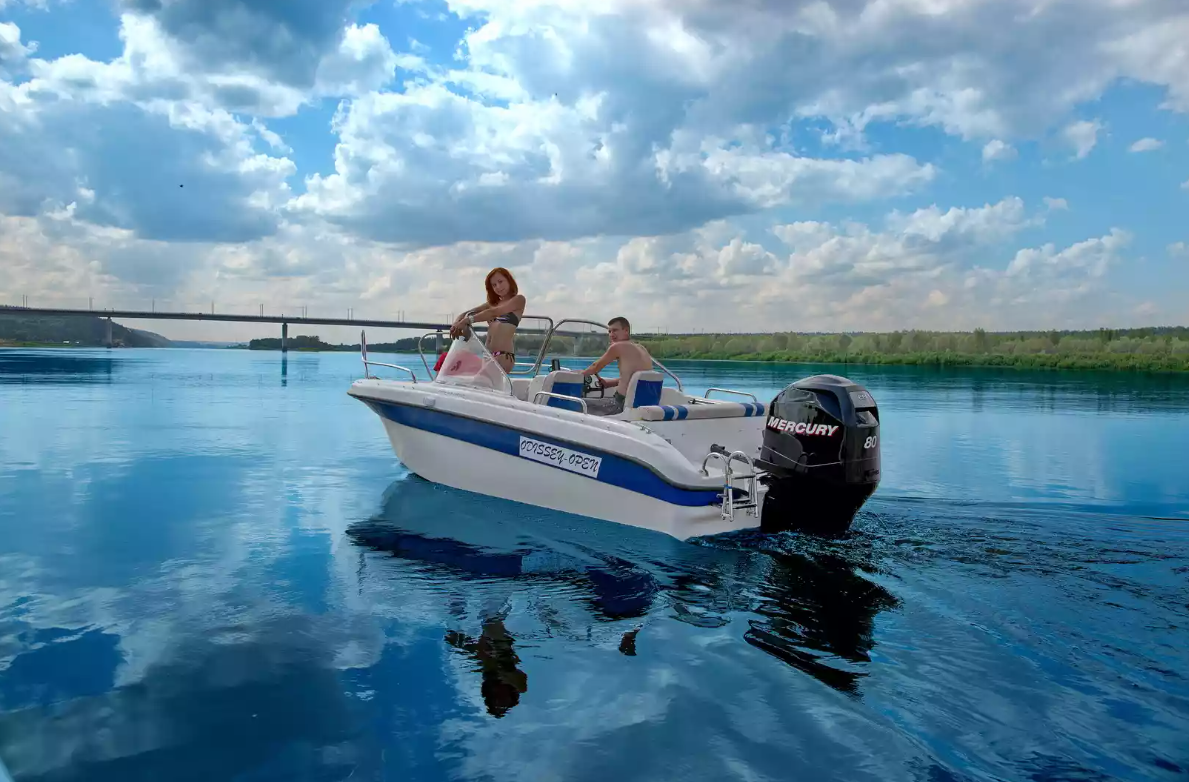 Стеклопластиковый катер Neman-530 Open в Нижнем Новгороде