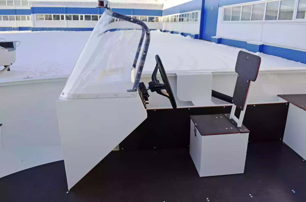 Алюминиевый катер Неман-400 С в Нижнем Новгороде