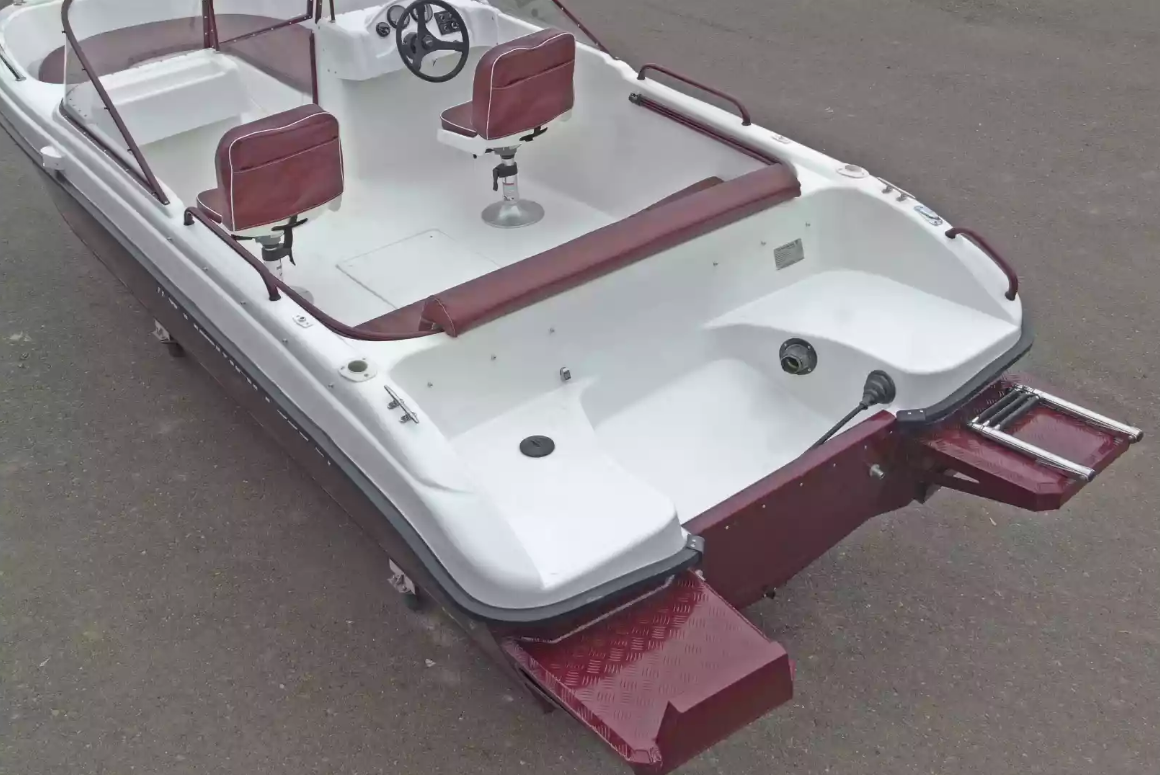 Комбинированный катер Neman-530 Open в Нижнем Новгороде