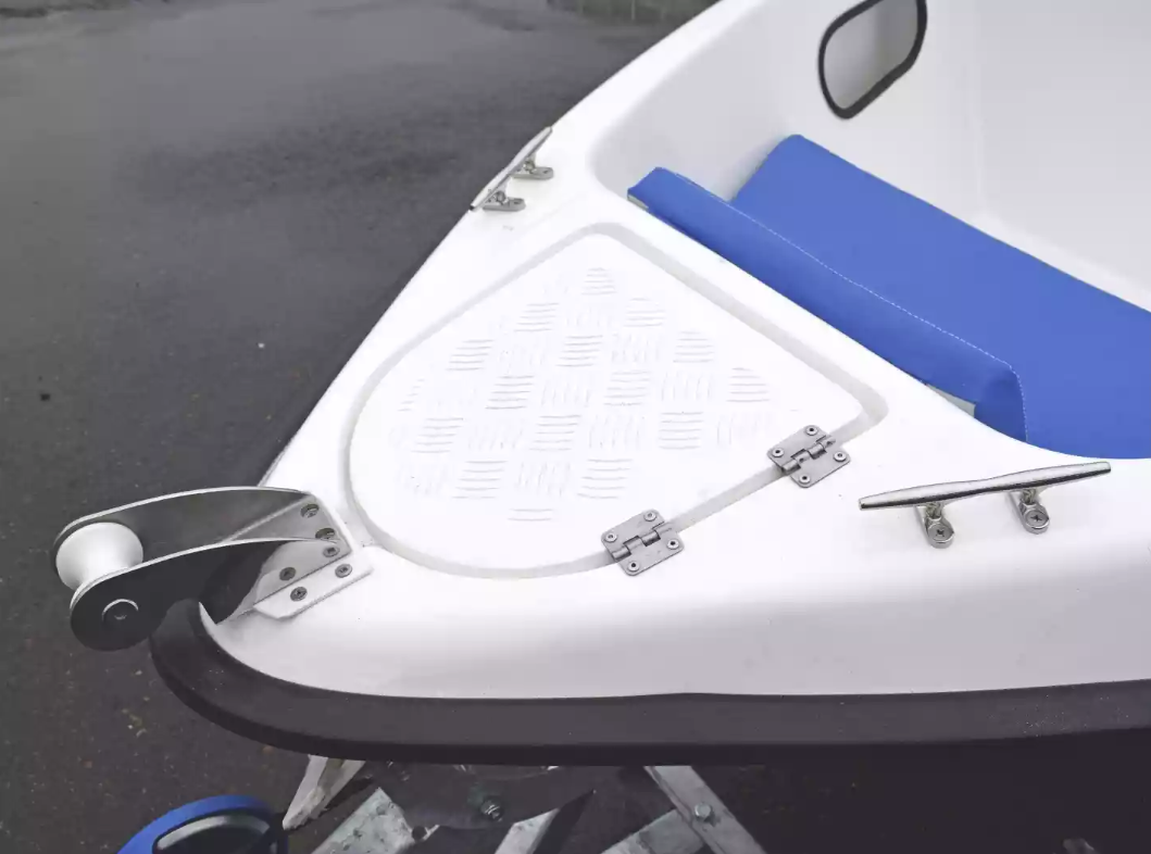 Стеклопластиковый катер Wyatboat-430DCМ (килевая) в Нижнем Новгороде