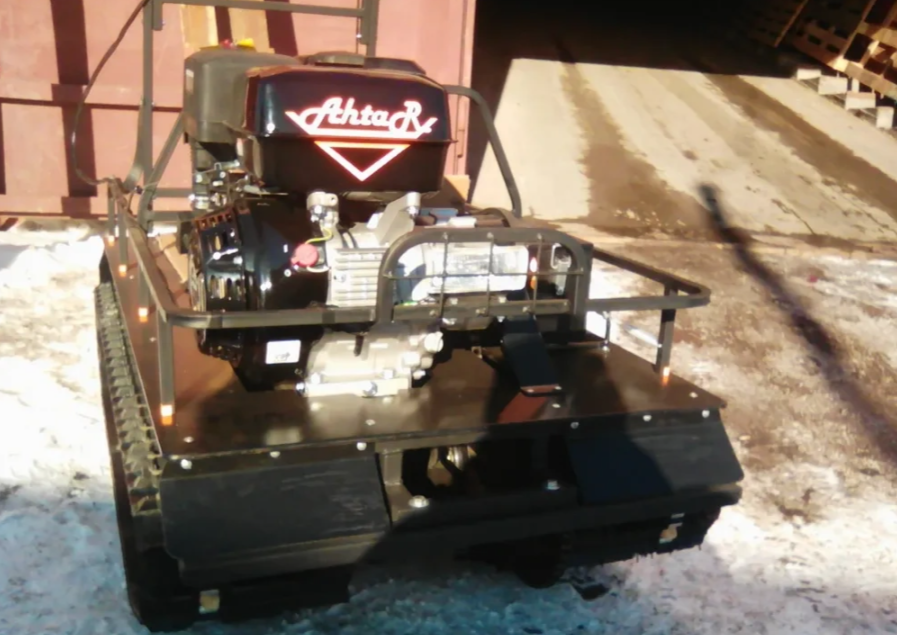 Мотобуксировщик AhtaR L11 в Нижнем Новгороде