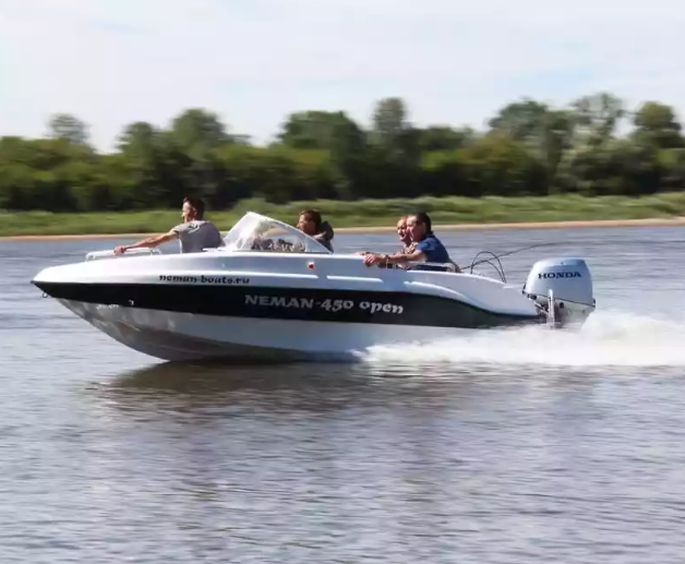Стеклопластиковый катер Neman-450 Open в Нижнем Новгороде