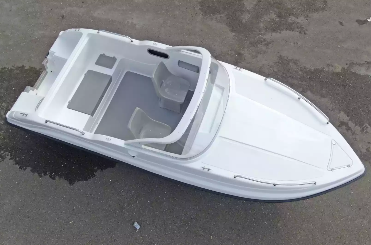 Комбинированный катер Neman-500 P в Нижнем Новгороде