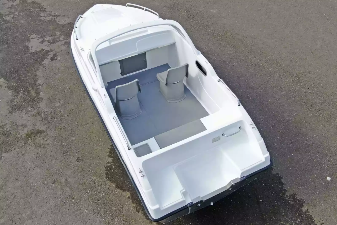 Комбинированный катер Neman-500 P в Нижнем Новгороде