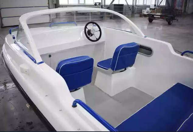 Комбинированный катер Neman-450 в Нижнем Новгороде